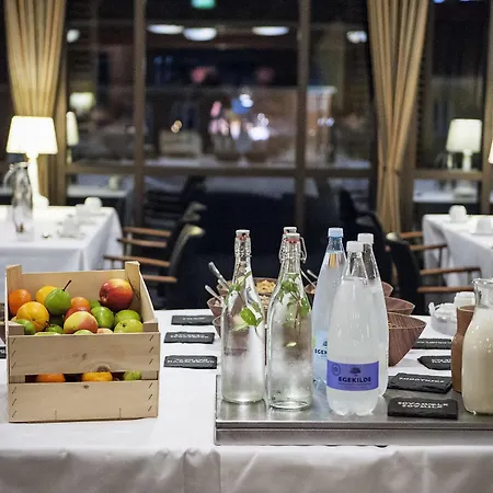 Hotel Comwell H C Andersen Dolce By Wyndham 4*